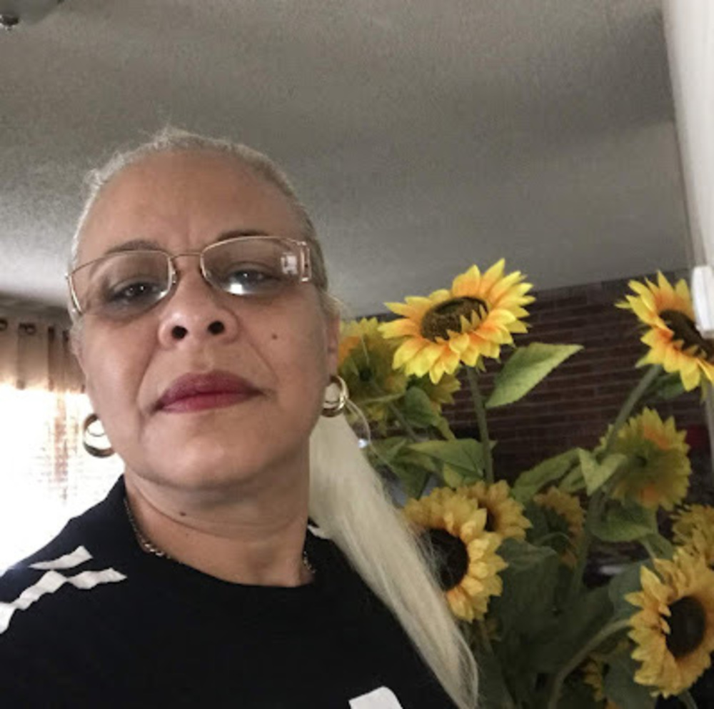Meet your Posher, Mayra